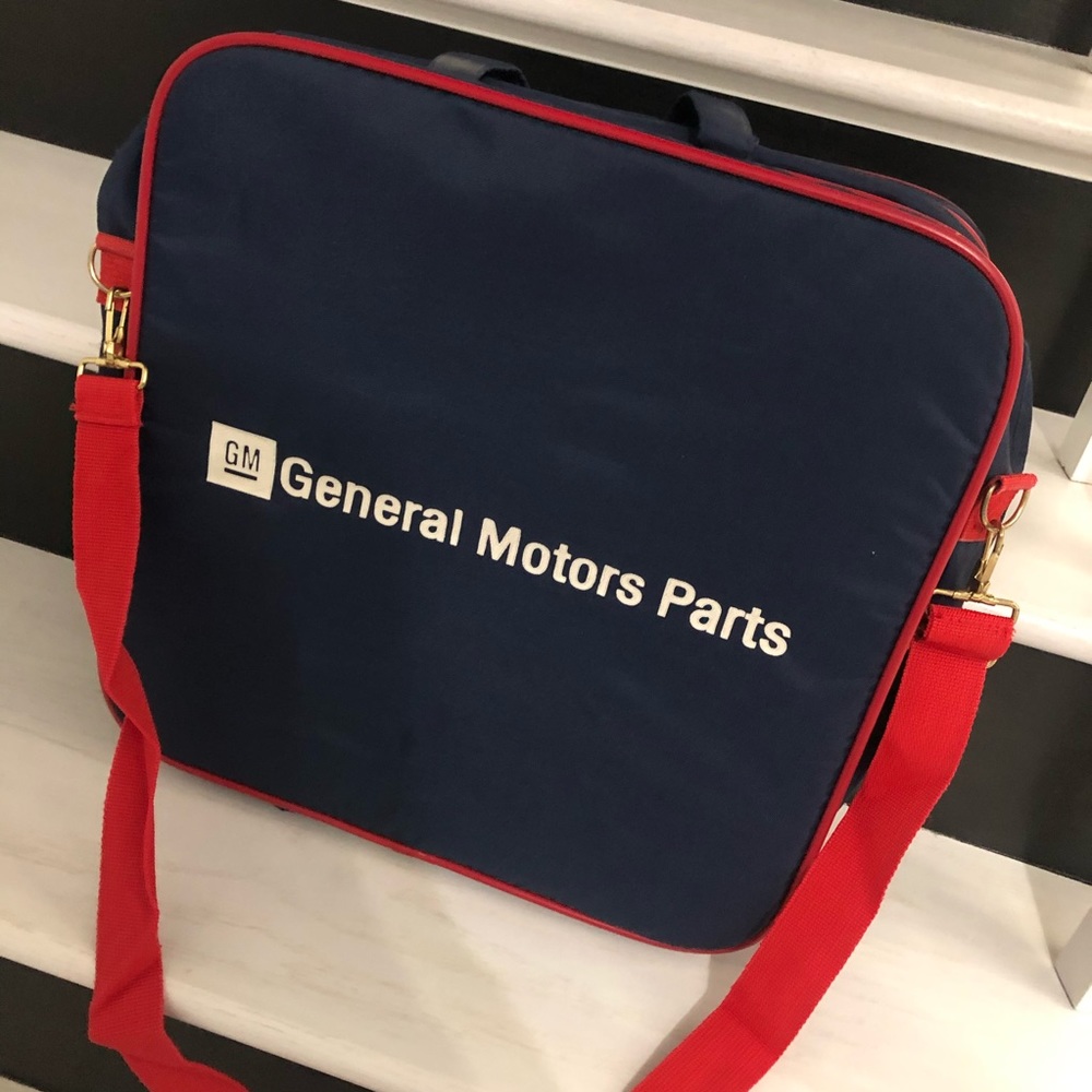 Retro General Motors Messenger bag!!!! NEW!!!